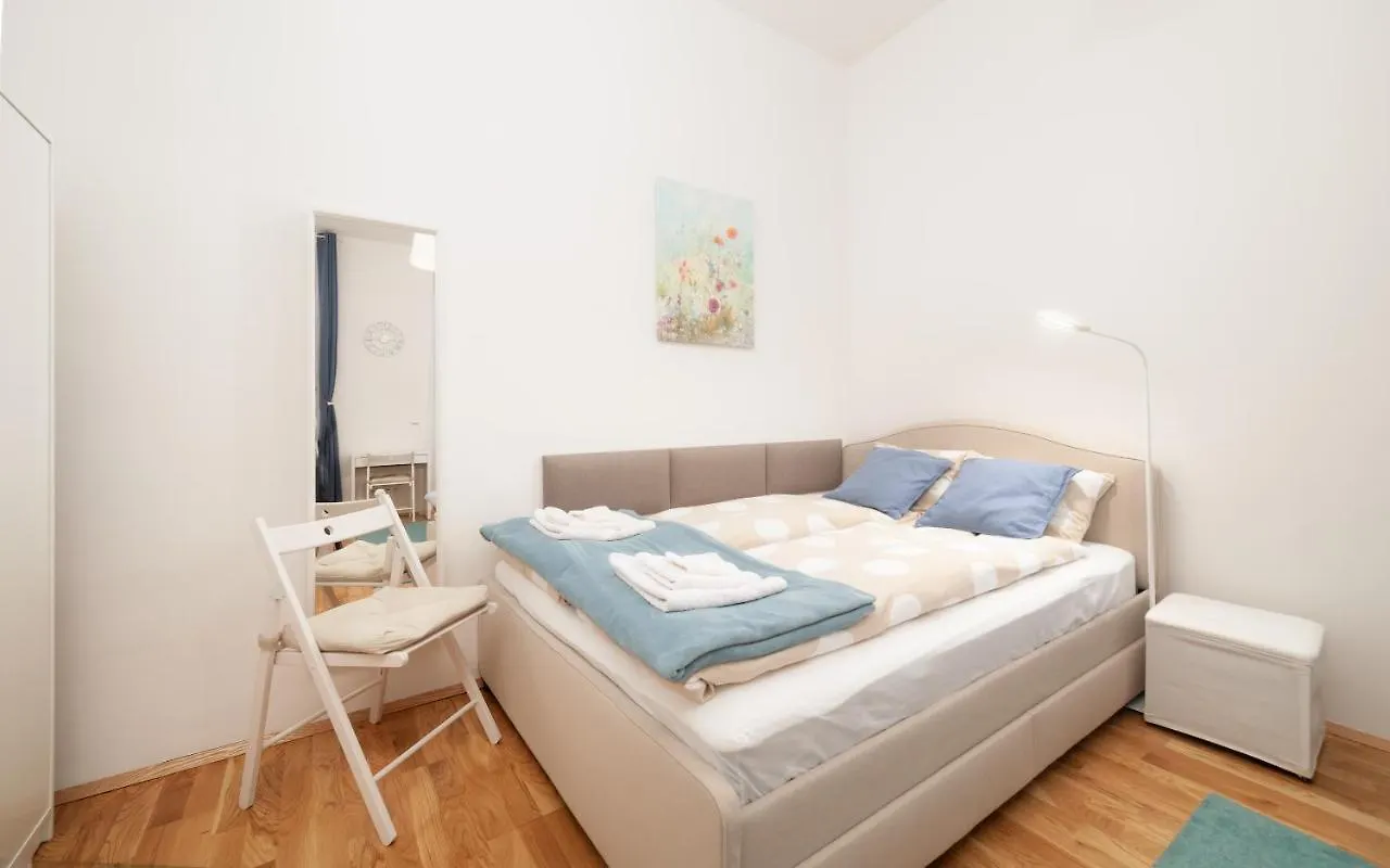 Malixa - Apartment In The Heart Of Vienna Next To Metro Oostenrijk